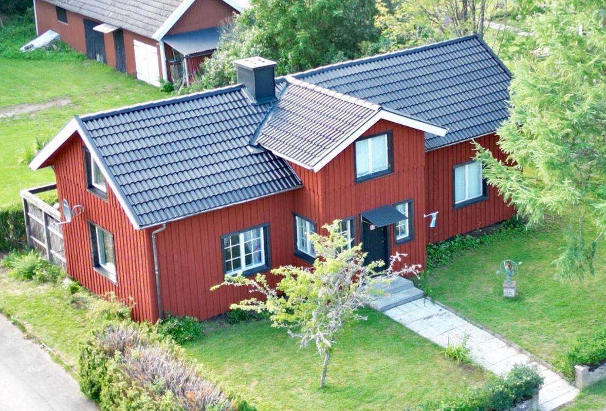 Вилла Lilla Roeda Huset. Sjotofta Экстерьер фото